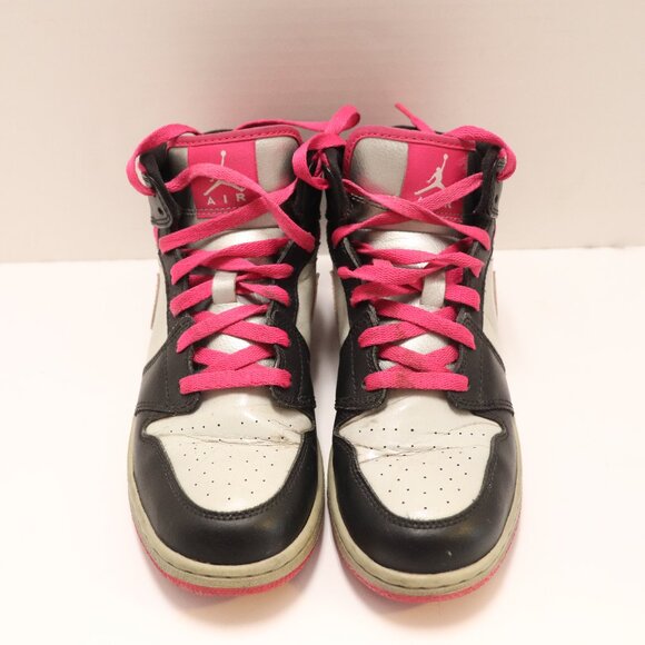 Nike Air Jordan Boys Athletic Shoes Size US 6Y Pre-Owne Good Condition - Picture 1 of 7